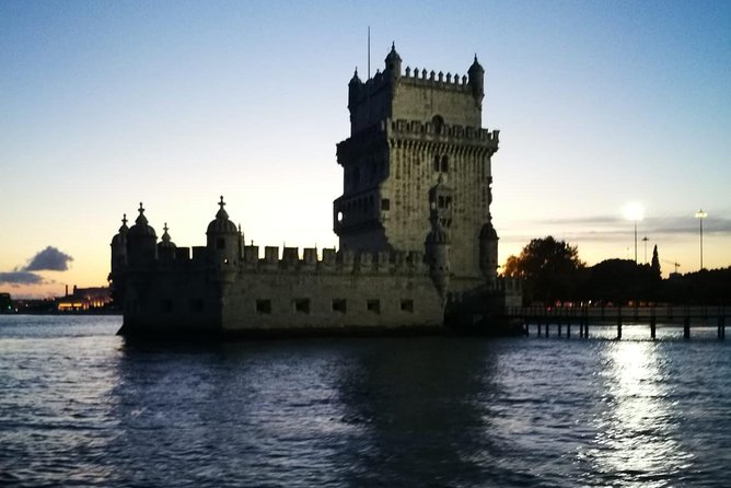 2-Hour Lisbon Traditional Boats Sunset Cruise with White Wine - Wine, music, and the social side of the trip
