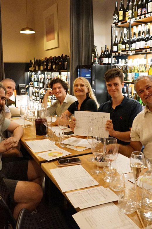 8-Tier Hungarian Wine Tasting in a Cozy Downtown Wine Bar - Quick takeaways from the Bortodoor tasting