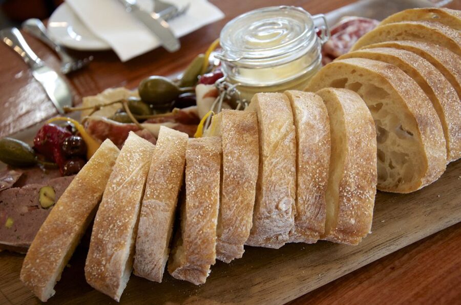 Adelaide: Small Group Tour of Barossa, Wineries with Lunch - The pace, group size, and small drawbacks