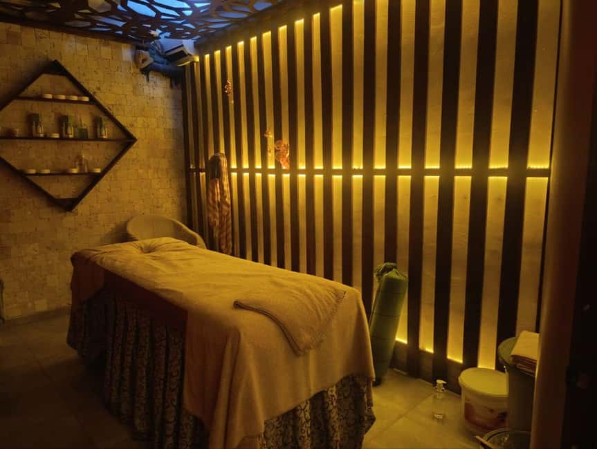 Alanya: Legendary Turkish Bath with Wine and Fruit Plate - Warm Shower, Wine, and Fruit