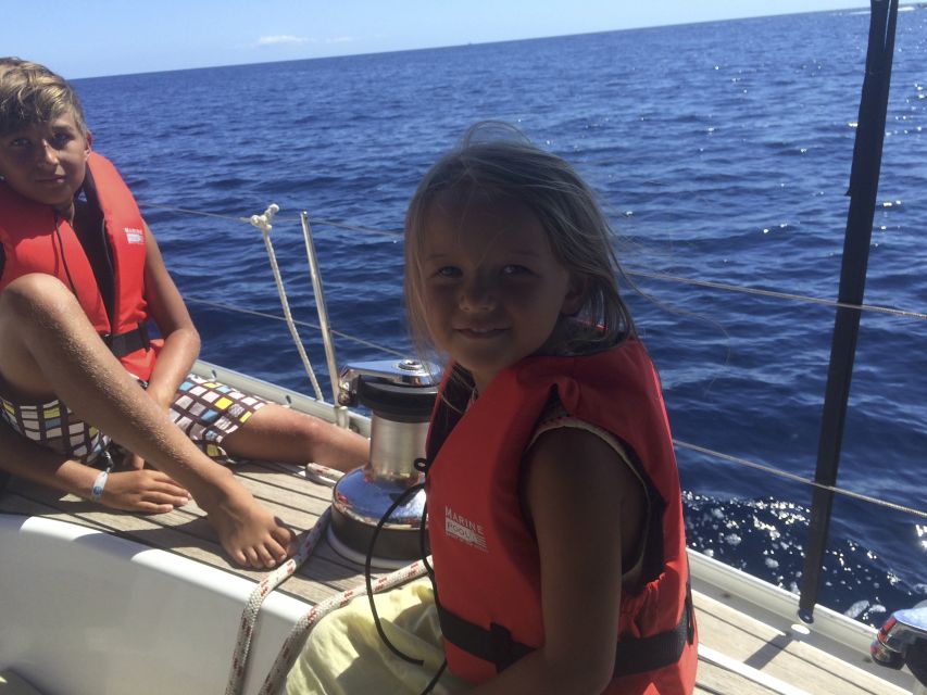 Alcudia: Sailing Yacht Excursion with Wine & Tapas - Meeting point and timing details that matter