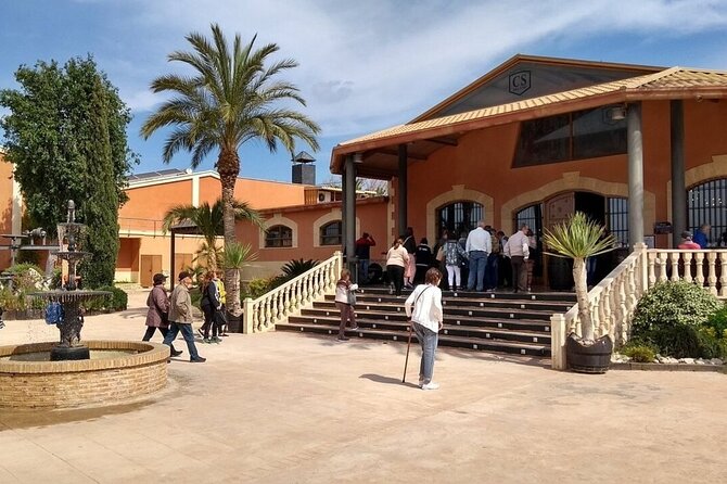 Alicante: Old Winery with Tastings & Gaudí's style of Church - How the three-hour timing works