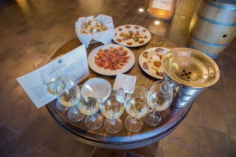 Alicante: Small-Group Countryside Wine Tour with 4 Tastings - What $70 includes, and where the value sits