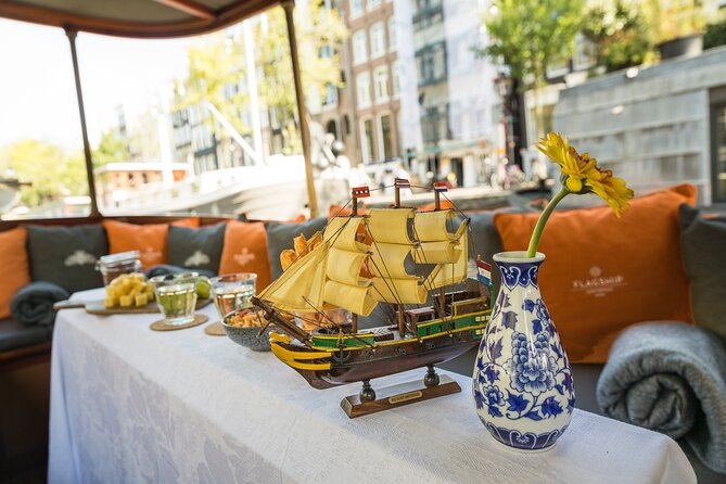 Amsterdam Canal Cruise with Cheese and Wine - Is $43.39 good value?