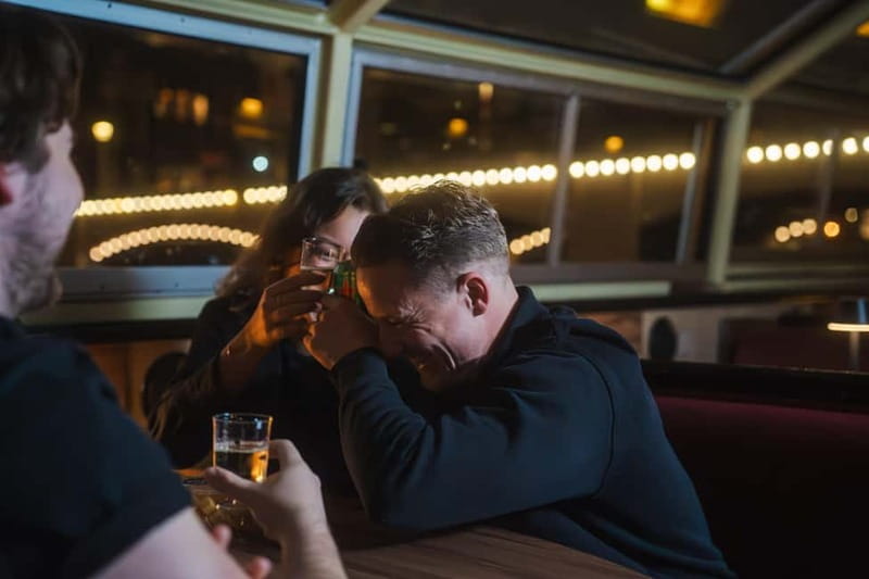 Amsterdam: Cozy Cheese & Wine Cruise Tasting Experience - Houseboats, the Maritime Museum, and the return route