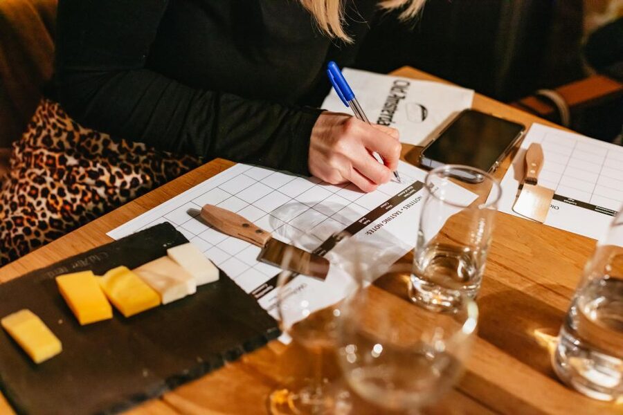 Amsterdam: Dutch Cheese Tasting Experience with Wine - Why the wine pairings matter