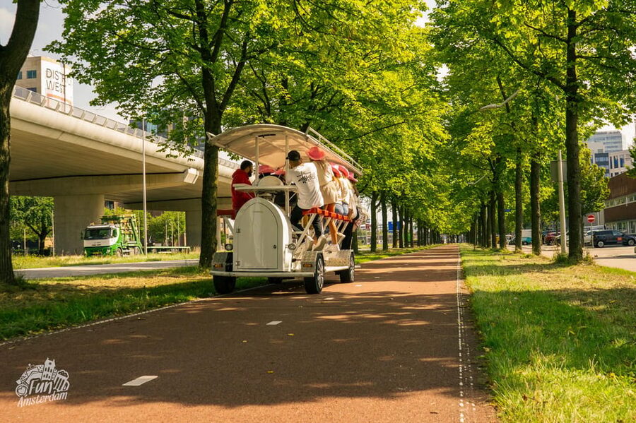 Amsterdam: Dutch Prosecco Party Bike - The 10-minute stop at Coffeeshop Sloterdijk