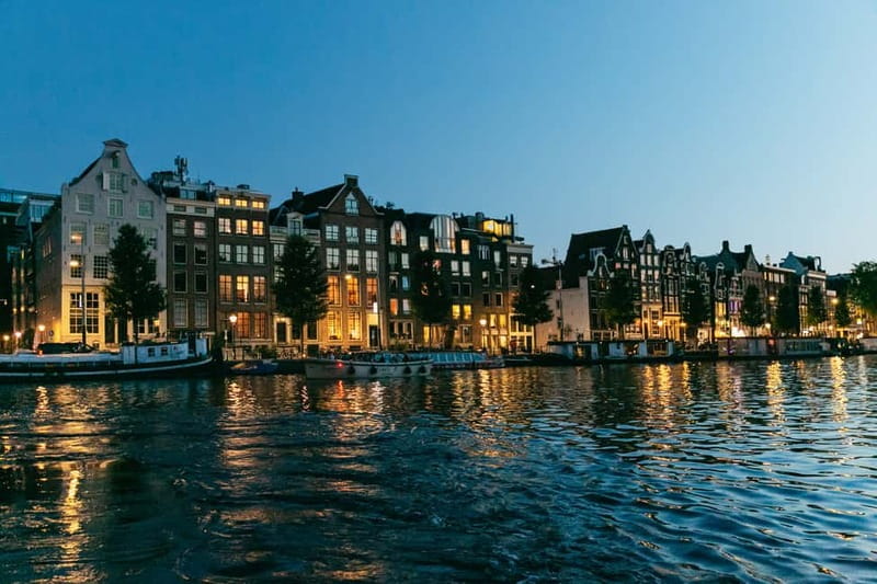 Amsterdam: Evening Cruise with Optional Wine and Snacks - From Prinsengracht to Westerkerk
