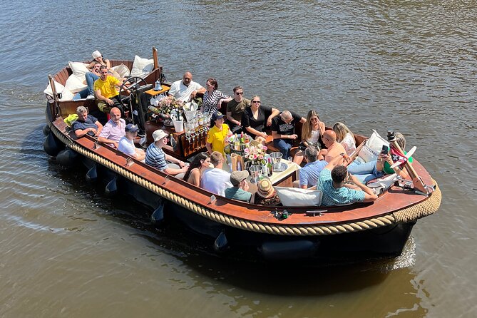 Amsterdam Luxury Boutique Boat tour with Unlimited Beer and Wine - Timing, meeting point, and common frustrations