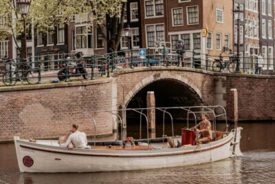Private Romantic Canal Cruise w. Prosecco/Snacks