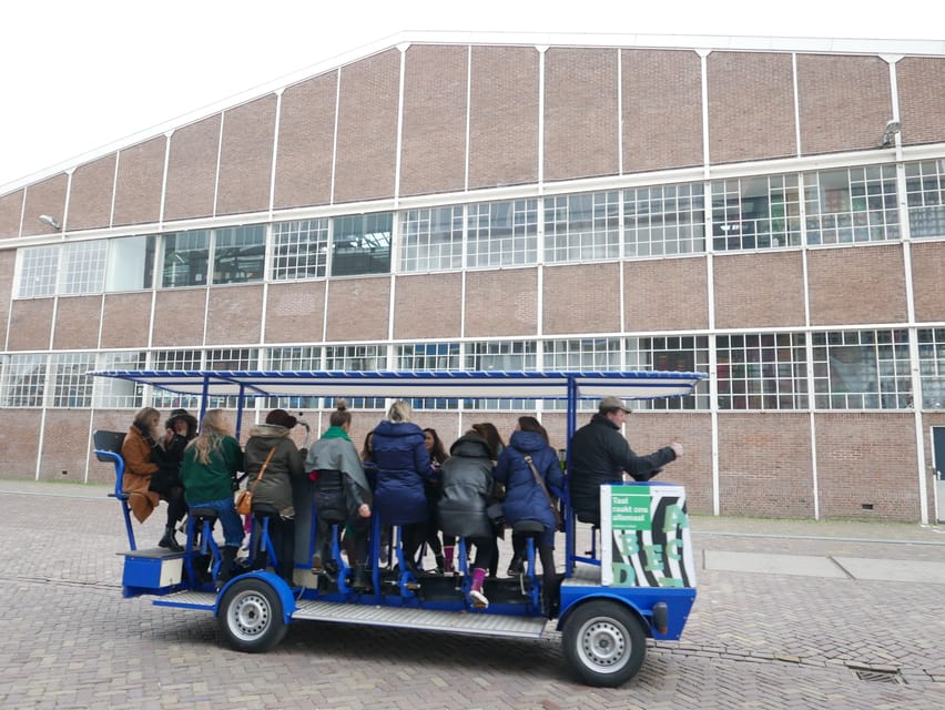 Amsterdam: The Original BUBBLES & BIKE Private Prosecco Tour - How private is a booking for six?