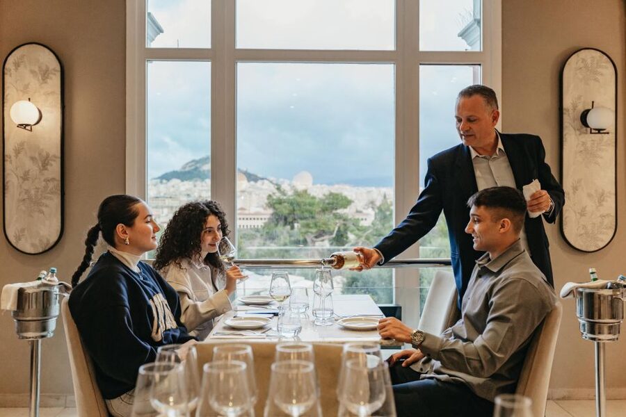 Athens: Wine Tasting with a Sommelier under the Acropolis - The Acropolis view, day and night