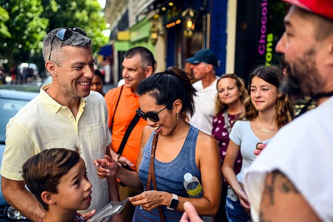 Authentic Parisian Gourmet Food Tour with 10 Local Dishes & Wines - What guides add to the experience