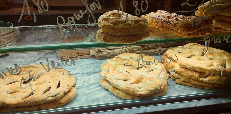 Avignon: Historic District Guided Food & Wine Walking Tour - Key points to know