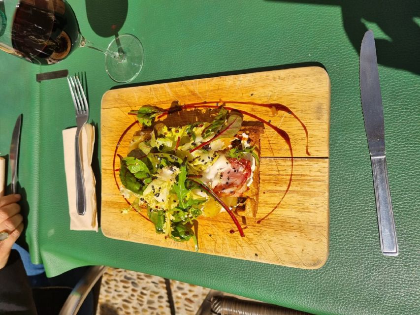 Avignon: Historic District Guided Food & Wine Walking Tour - What you may eat, and when