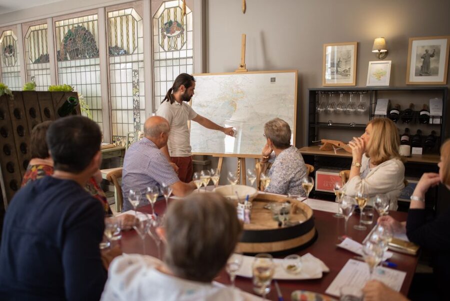 Aÿ-Champagne: Champagne House Tour and Tasting Class - Language, Timing, and Flexibility