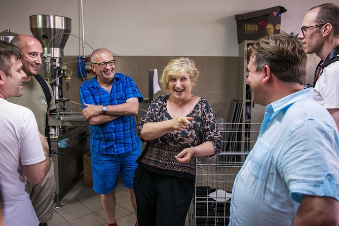 Balsamic Vinegar, Olive oil and Organic Winery Tour in Assisi with tasting - The first stop, Tili 21