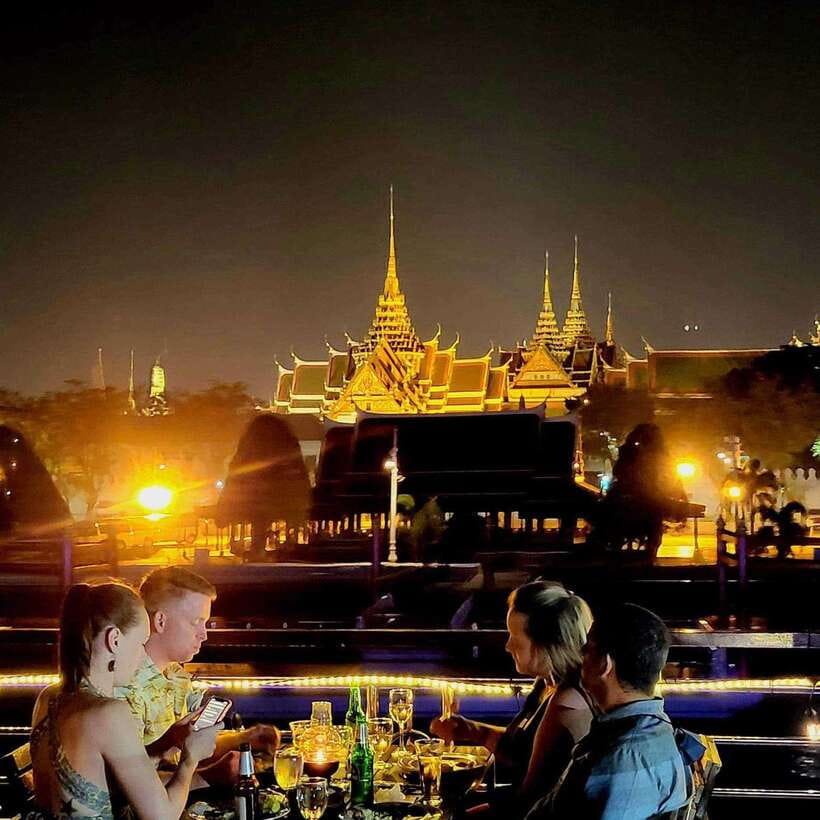 Bangkok: Luxury White Dinner Cruise Free Flow Beer and Wine - The route and the river sights
