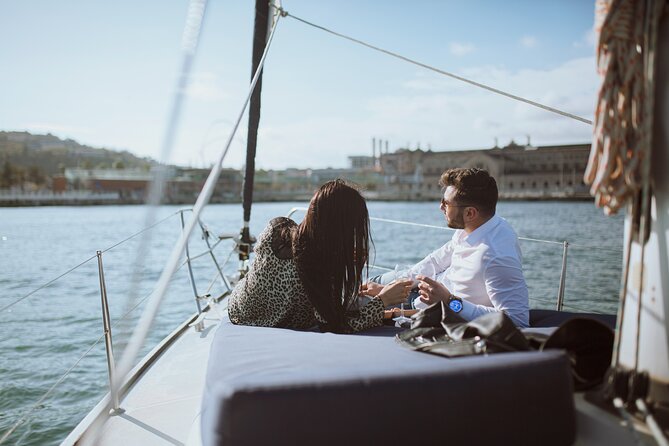 Barcelona 2-hour Private Boat Tour with Cava and snacks - Montjuïc Mountain from the water