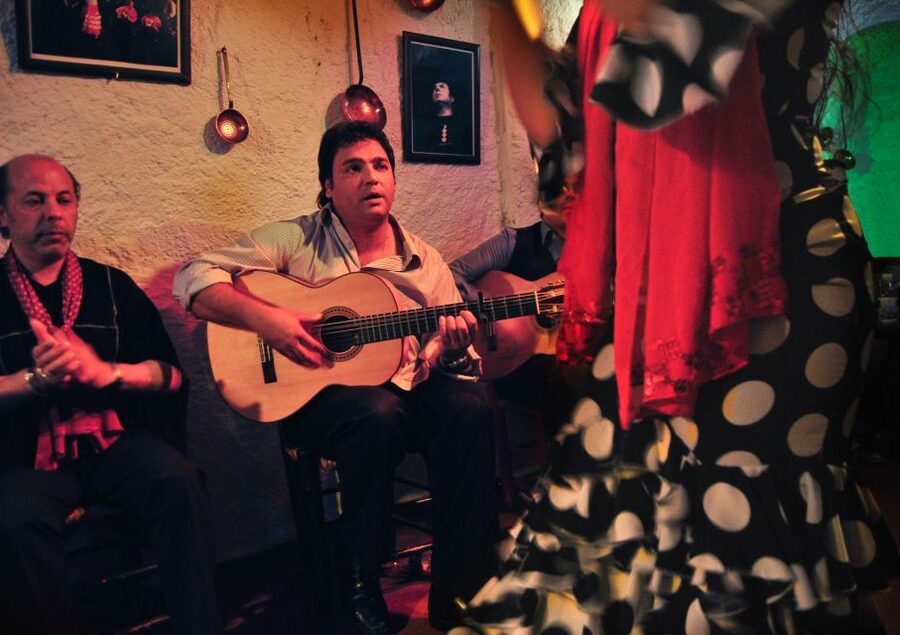 Barcelona: City Tour & Flamenco Show with Wine & Tapas - El Born, where old stone meets modern Barcelona