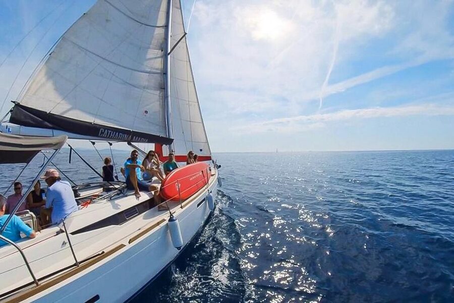 Barcelona: Coastline Boat Trip with Snacks and Cava - The swimming stop and changing sea conditions