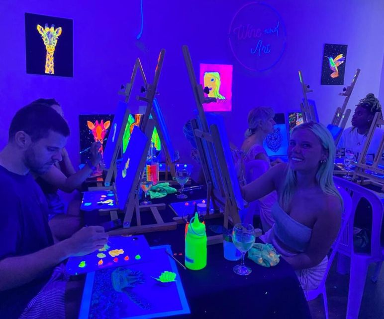 Barcelona: Fluorescent Paint and Wine Workshop - Is $47 good value?