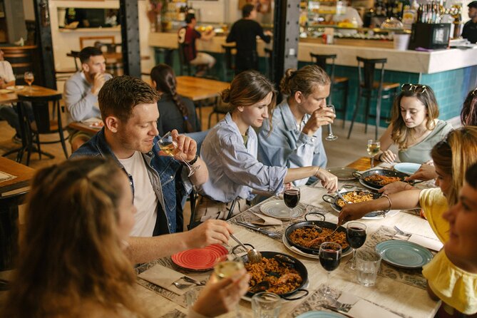 Barcelona: Guided Food Walking Tour with Tapas and Wine - Santa Maria del Mar and the final meal