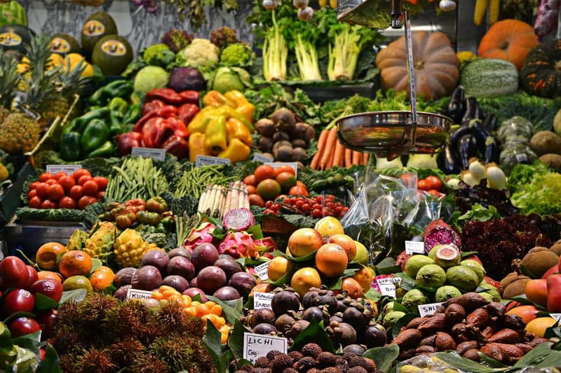 Barcelona: Markets Tour With Food and Wine Tasting Upgrade - Santa Caterina Market and the Gothic Quarter