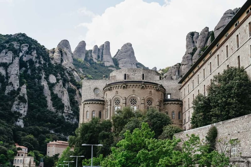 Barcelona: Montserrat, Cogwheel, Black Madonna & Winery Tour - Who will enjoy this most?