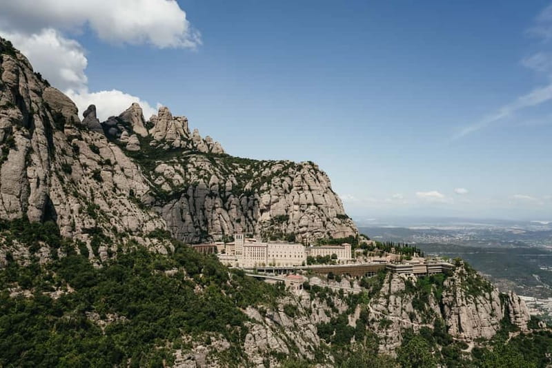 Barcelona: Montserrat, Cogwheel, Black Madonna & Winery Tour - Use your free time for one clear priority