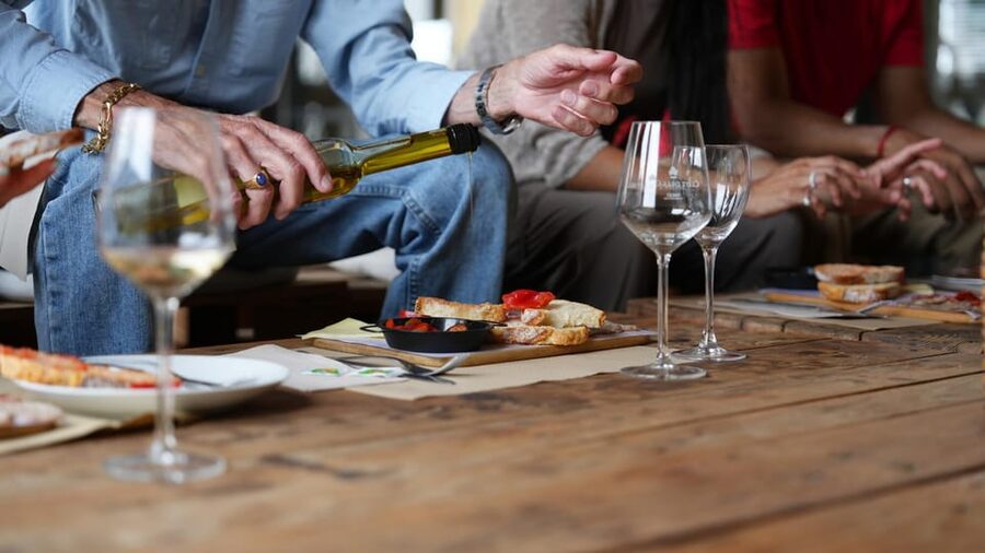 Barcelona: Montserrat Tour with Lunch & Wine Tasting Option - The optional Finca Ca n’Estella winery