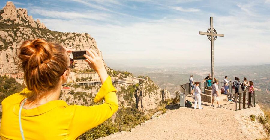 Barcelona: Montserrat with Winery Visit and Farmhouse Lunch - Montserrat: sanctuary, art, and mountain views