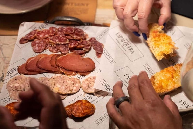 Barcelona Old Town Tapas Night: Hidden Bars, Cava & Vermut - Call de Barcelona and the value of the second stop