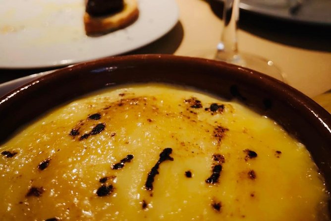 Barcelona Poble Sec Tapas & Wine Tour - Food, drinks, and dietary limits