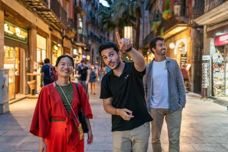 Barcelona: Private Tapas & Wine with Flamenco Show Old Town - Flamenco at Palau Dalmases