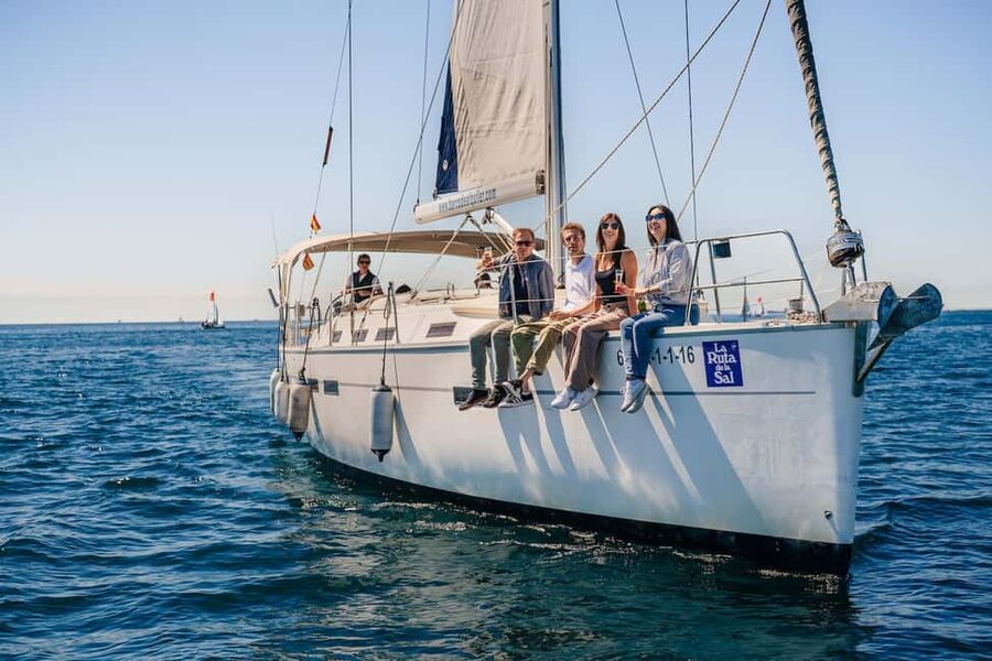 Barcelona: Sailing Cruise & Vineyard Tour with Wine Tasting - Booking details that matter