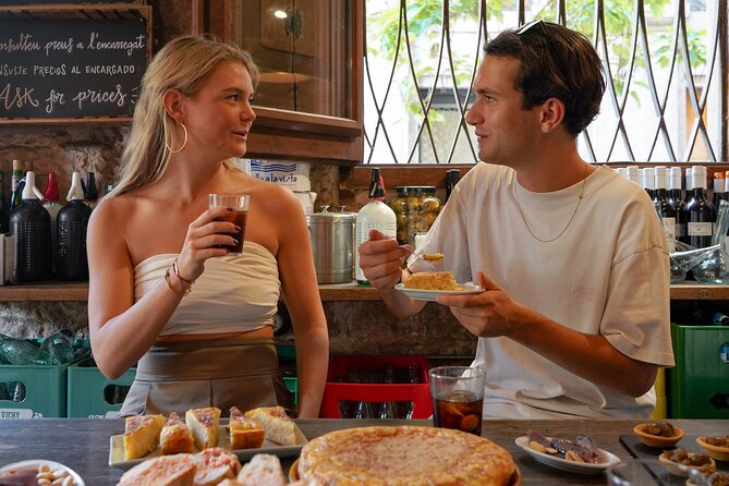 Barcelona Tapas and Wine Experience Small-Group Walking Tour - Wine, vermouth, and cava with the food