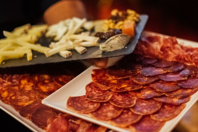 Barcelona Tapas & Wine Walking Tour with Optional Flamenco - The optional flamenco finish at Palau Dalmases