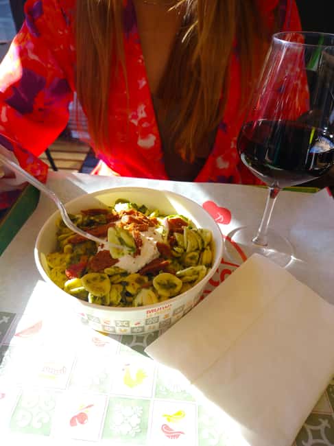 Bari: Street Food Walking Tour with Wine Tasting - Key points at a glance