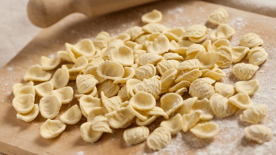 Bari: Street Food Walking Tour with Wine Tasting - Why this Bari food walk works so well