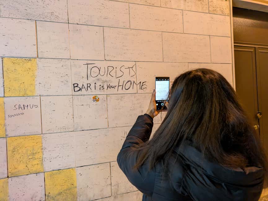 Bari: Street Food Walking Tour with Wine Tasting - Gelato at Gelateria Gentile