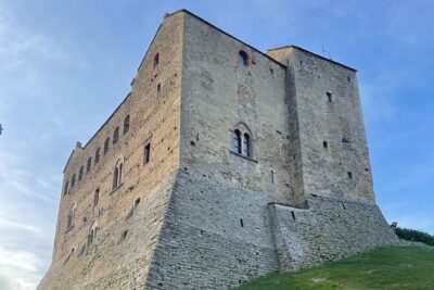 Barolo & Barbaresco Wine Tour with a Sommelier