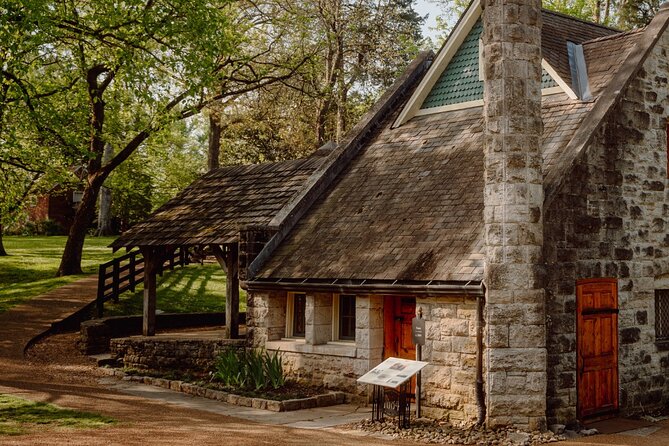 Belle Meade Guided Mansion Tour with Complimentary Wine Tasting - Walking the 30 Acres and Historic Outbuildings