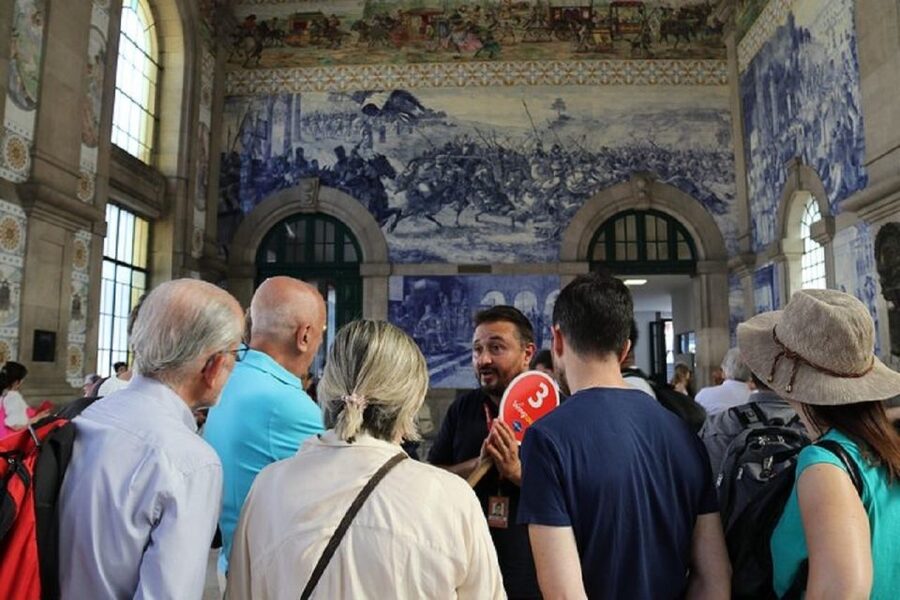 Best of Porto Guided Tour: Cruise & Wine Tasting - Starting at Avenida dos Aliados and Clérigos