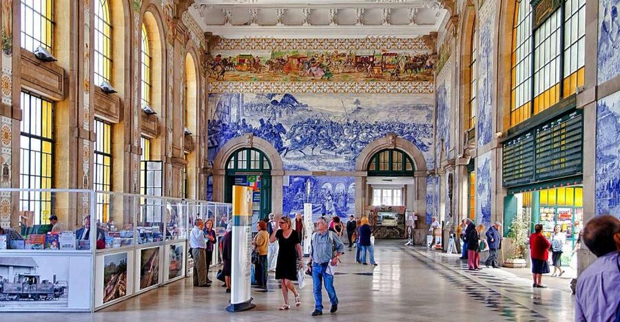 Best of Porto Guided Tour: Cruise & Wine Tasting - Porto Cathedral and the Fernandina Wall