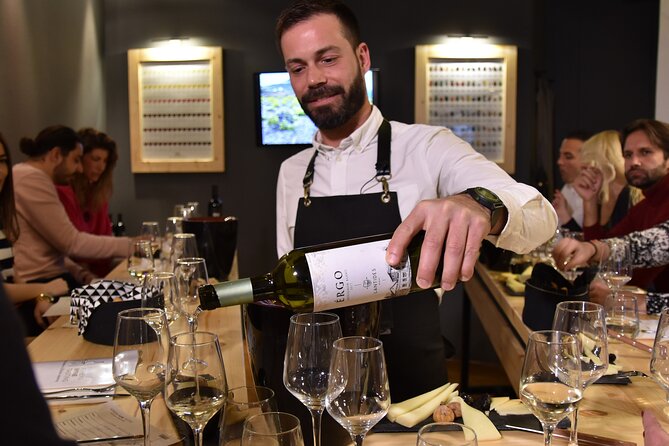 Best rated Acropolis Wine Tasting - Why the Acropolis setting works