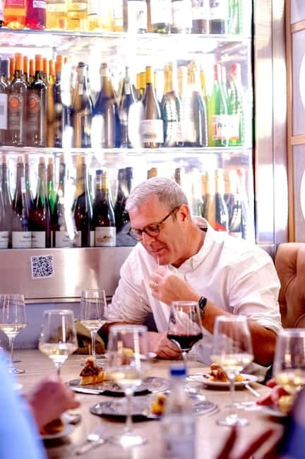 Bilbao: Basque Food Tour and Wine Tasting with Guide - Key points at a glance
