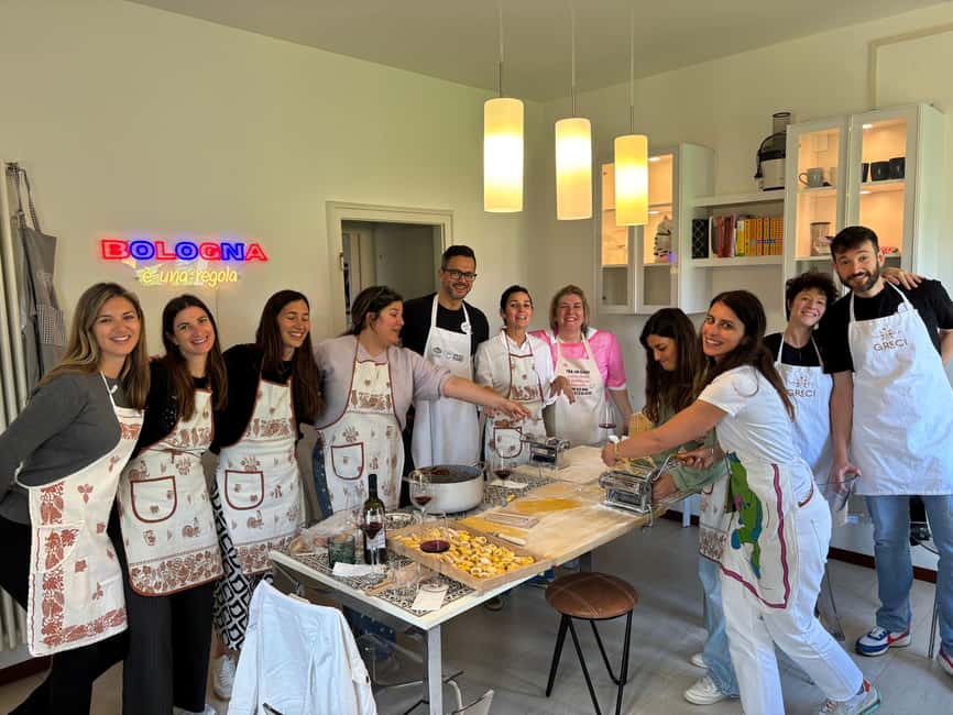 Bologna: 3 Pastas, Tiramisu and Unlimited Wine Tasting - Why this Bologna pasta class feels personal