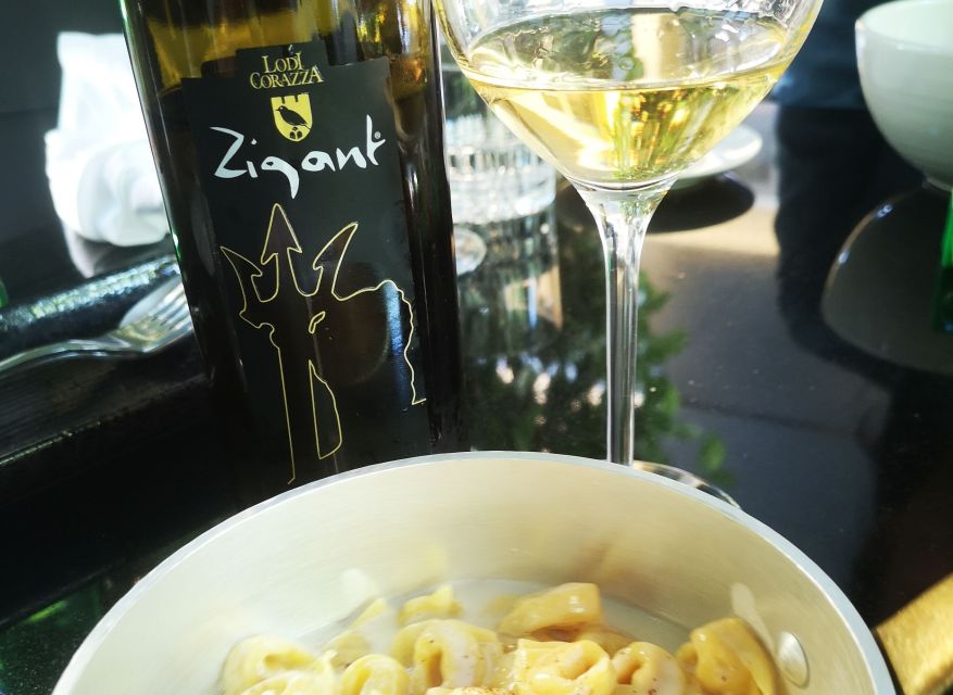 Bologna: City Center Guided Wine Walking Tour - Why Bologna is worth exploring through its wine