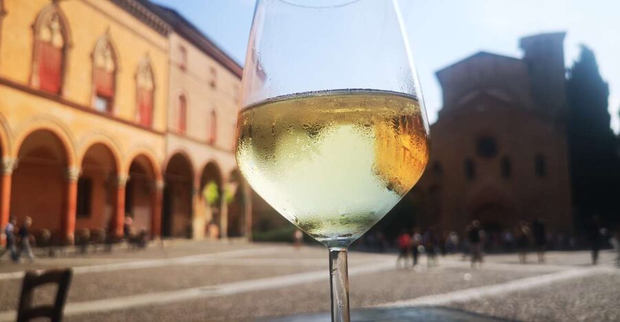 Bologna: City Center Guided Wine Walking Tour - The first enoteca: an easy introduction to local wine